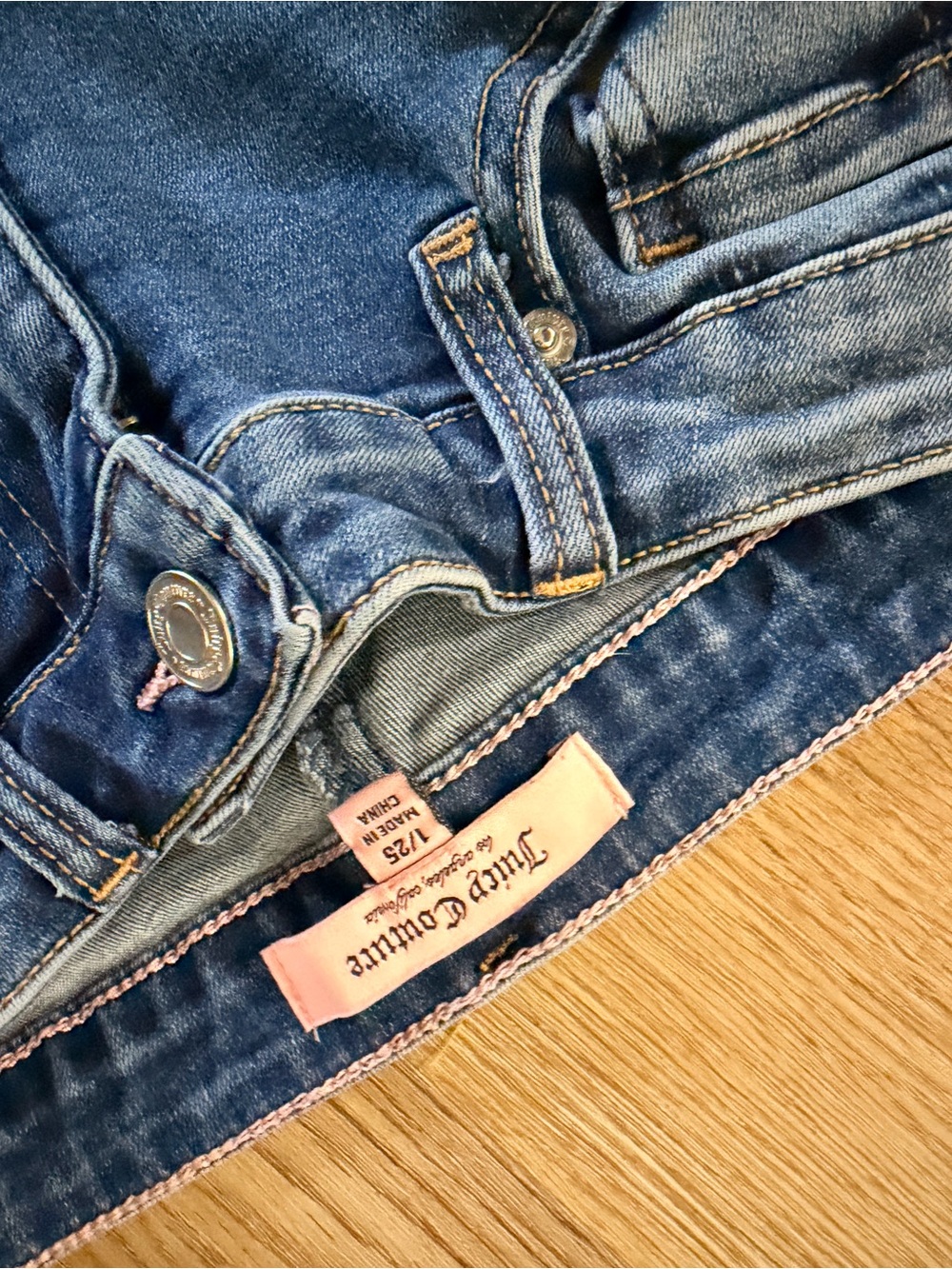 Juicy Couture Blue Bootcut Jeans with Rhinestone Back Pocket Script - Picture 4 of 5